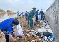 Thanh niên Bộ đội Biên phòng tỉnh ra quân tình nguyện chung tay xây dựng nông thôn mới
