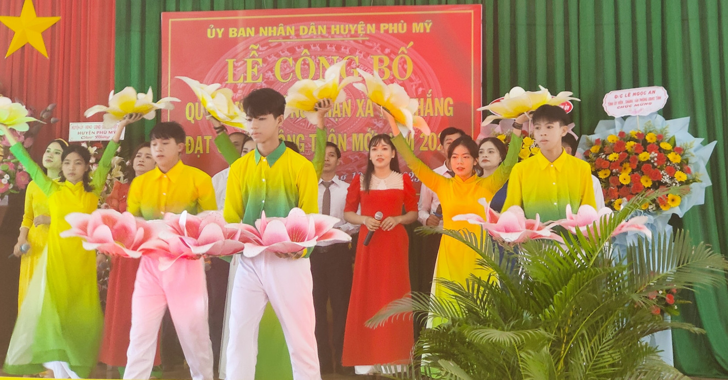 Xã Mỹ Thắng đạt chuẩn nông thôn mới: Niềm vui chung của cả cộng đồng